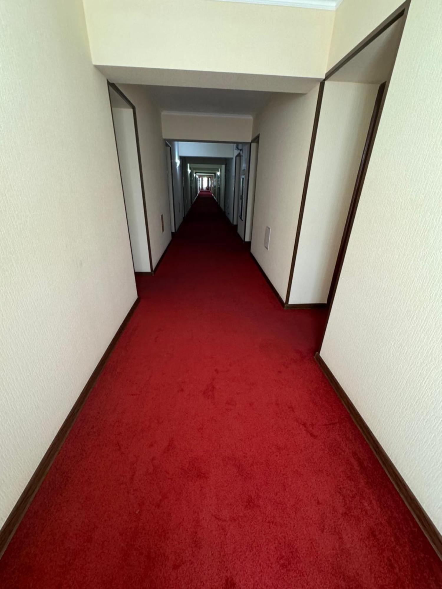 Hotel Grand בוקורו מראה חיצוני תמונה